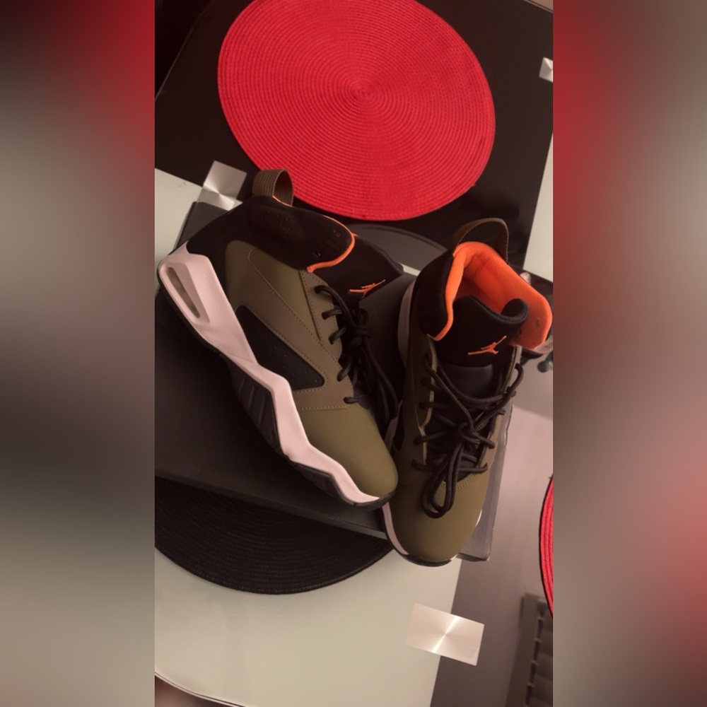 New Jordan lift off